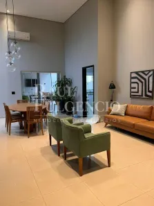 Casa de Condomínio com 3 Quartos à venda, 215m² no Terra Bonita, Londrina