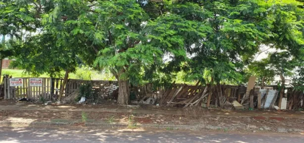 Lote/Terreno para alugar, 1024m² no Portal das Torres, Maringá