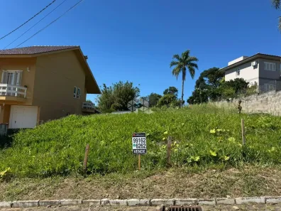 Lote/Terreno à venda, 570m² no Garibaldi, Garibaldi