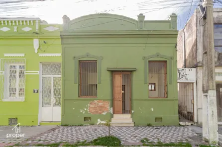 Casa com 1 Quarto para alugar, 35m² no Centro, Pelotas