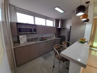 Cobertura com 3 Quartos à venda, 172m² no Santa Mônica, Uberlândia