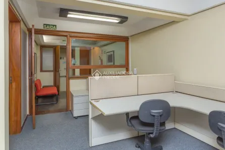 Sala Comercial para alugar, 134m² no Mont Serrat, Porto Alegre