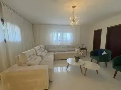 Casa com 4 Quartos à venda, 680m² no Candelária, Natal