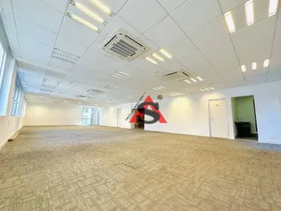Sala Comercial para alugar, 200m² no Bela Vista, São Paulo