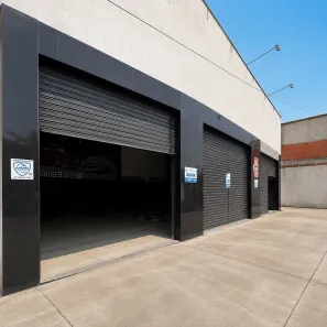 Ponto Comercial para alugar, 330m² no Porto Dourado, Serra