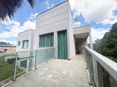 Casa com 4 Quartos à venda, 220m² no Novo Horizonte, Betim