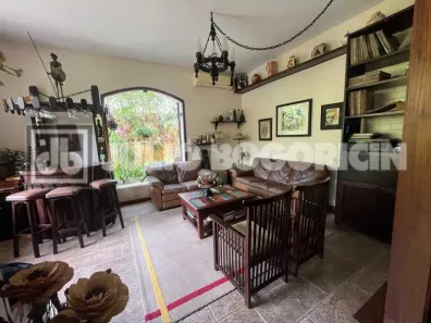 Casa com 4 Quartos à venda, 259m² no Cosme Velho, Rio de Janeiro