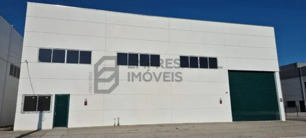 Galpão/Depósito/Armazém para alugar, 528m² no Sertão do Maruim, São José