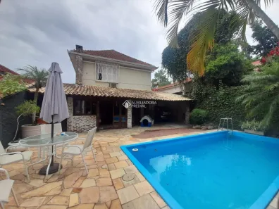 Casa com 4 Quartos à venda, 390m² no Petrópolis, Porto Alegre