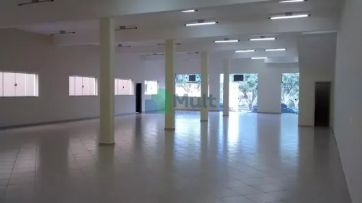 Prédio Comercial para alugar, 700m² no Ribeirânia, Ribeirão Preto