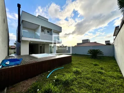 Casa com 3 Quartos à venda, 230m² no Campeche, Florianópolis
