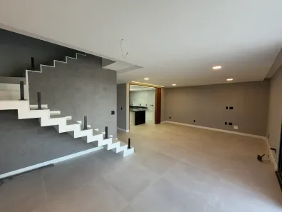 Casa de Condomínio com 4 Quartos à venda, 180m² no Recreio dos Bandeirantes, Rio de Janeiro