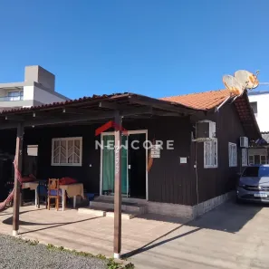 Casa com 2 Quartos à venda, 330m² no Armação, Penha