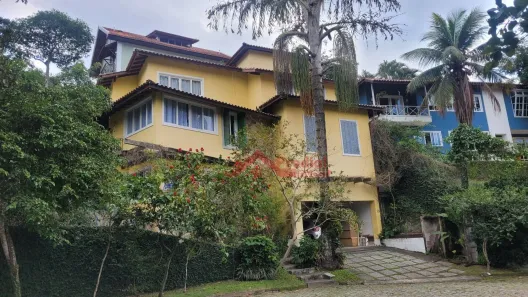 Casa de Condomínio com 5 Quartos à venda, 236m² no Mata Paca, Niterói