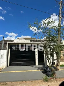 Casa com 3 Quartos à venda, 210m² no Jardim Atlântico, Goiânia