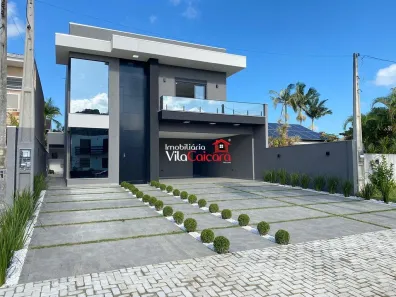 Sobrado com 4 Quartos à venda, 290m² no Atami, Pontal do Paraná