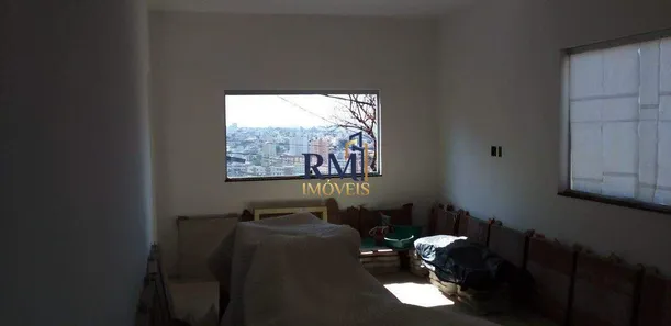 Casa com 4 Quartos à venda, 180m² no São Lucas, Belo Horizonte