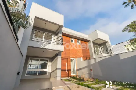 Casa com 3 Quartos à venda, 159m² no Jardim Sabará, Porto Alegre
