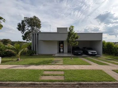 Apartamento com 3 Quartos à venda, 251m² no Centro, Trindade