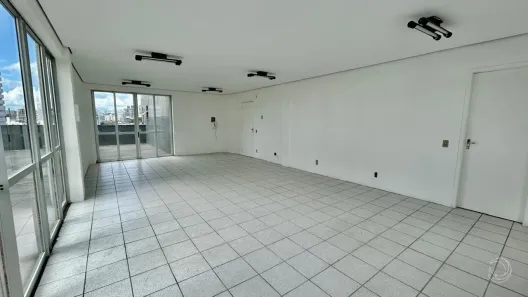 Sala Comercial à venda, 220m² no Canto, Florianópolis
