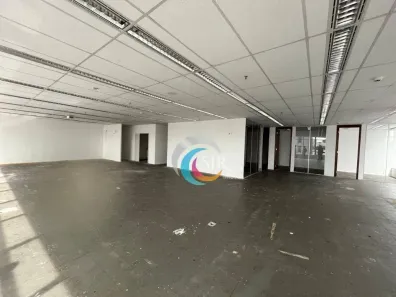 Sala Comercial para alugar, 612m² no Cidade Monções, São Paulo