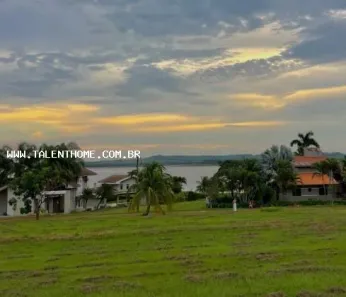 Lote/Terreno à venda, 1270m² no , Primeiro de Maio