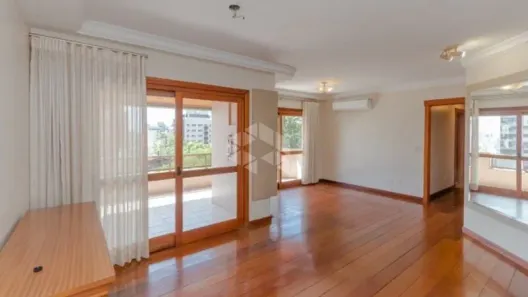 Apartamento com 3 Quartos para alugar, 179m² no Auxiliadora, Porto Alegre