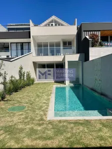 Casa de Condomínio com 5 Quartos à venda, 225m² no Barra da Tijuca, Rio de Janeiro