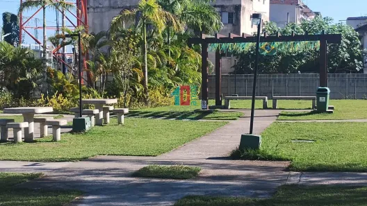 Apartamento com 2 Quartos para alugar, 45m² no Recreio dos Bandeirantes, Rio de Janeiro