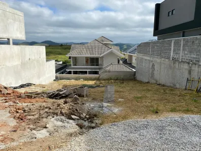à venda, 490m² no Condomínio Residencial Jaguary, São José dos Campos
