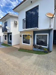 Sobrado com 3 Quartos à venda, 82m² no Canadá, Cascavel