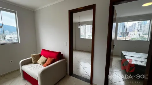 Apartamento com 2 Quartos para alugar, 57m² no Morretes, Itapema