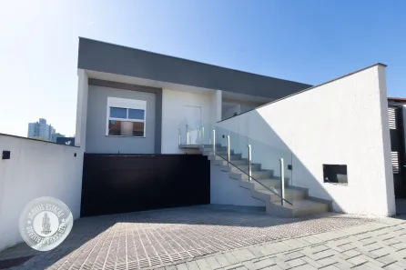 Sobrado com 3 Quartos à venda, 263m² no Velha, Blumenau