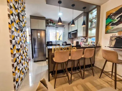 Casa de Condomínio com 2 Quartos à venda, 69m² no Loteamento Vila Romana, Jacareí