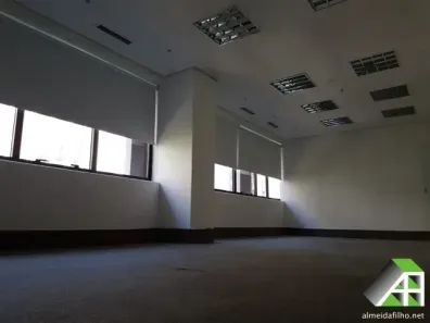 Sala Comercial com 4 Quartos para alugar, 153m² no Cidade Monções, São Paulo