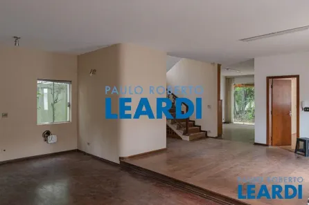 Casa com 4 Quartos à venda, 250m² no Pacaembu, São Paulo