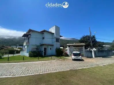 Casa de Condomínio com 3 Quartos para alugar, 120m² no Ponta das Canas, Florianópolis