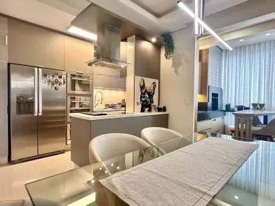 Apartamento com 2 Quartos à venda, 125m² no Barreiros, São José