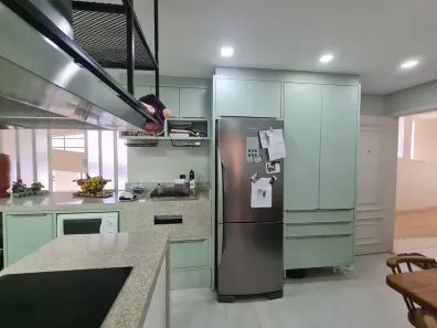 Apartamento com 3 Quartos à venda, 132m² no Zona 05, Maringá