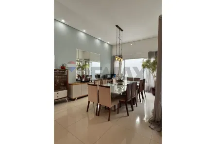 Casa de Condomínio com 4 Quartos para alugar, 300m² no , Porto Seguro
