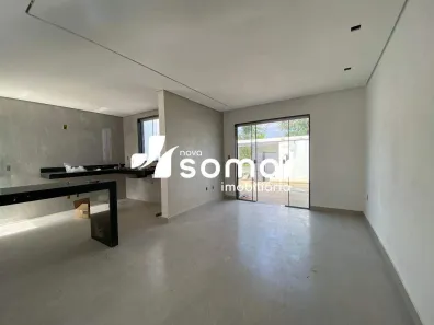Casa com 3 Quartos à venda, 70m² no Santa Lúcia, Divinópolis