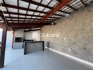 Casa com 4 Quartos à venda, 300m² no Jardim Panorama, Montes Claros