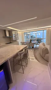Apartamento com 4 Quartos para alugar, 151m² no Pioneiros, Balneário Camboriú