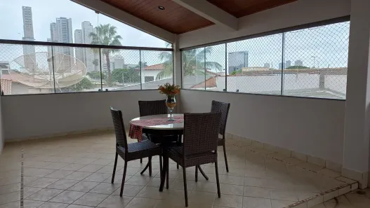 Casa com 4 Quartos à venda, 420m² no Jardim Karaíba, Uberlândia