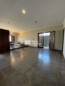 Casa com 3 Quartos para alugar, 266m² no Cidade Jardim, Rio Claro