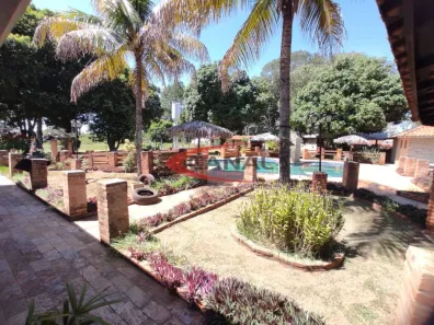Casa com 5 Quartos à venda, 300m² no Loteamento Chácaras Vale do São Luiz, Bauru