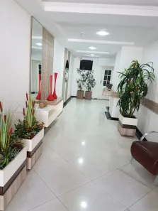 Apartamento com 3 Quartos para alugar, 127m² no Meia Praia, Itapema