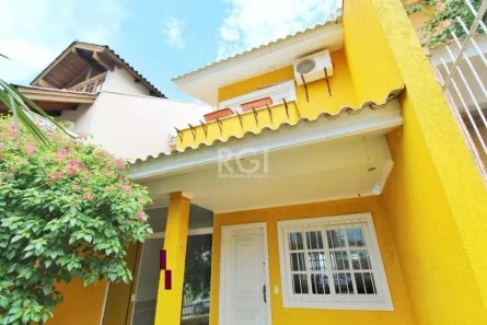 Sobrado com 3 Quartos à venda, 163m² no Aberta dos Morros, Porto Alegre