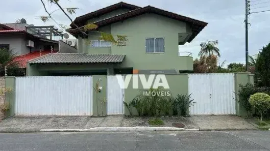 Casa com 5 Quartos à venda, 240m² no Praia dos Amores, Balneário Camboriú