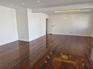 Apartamento com 4 Quartos à venda, 185m² no Vitória, Salvador